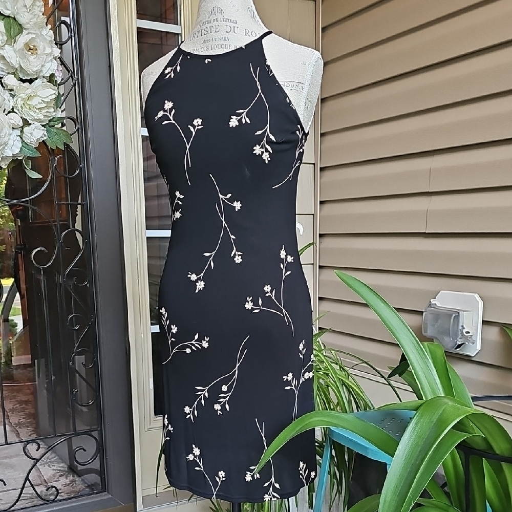 Black and White Halter Sheath Midi Dress